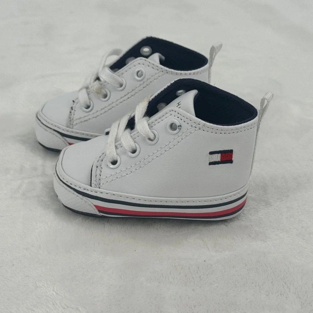 Tommy Hilfiger Logo Mid Top Crib Shoe Sneakers Baby Size 1 White Faux Leather